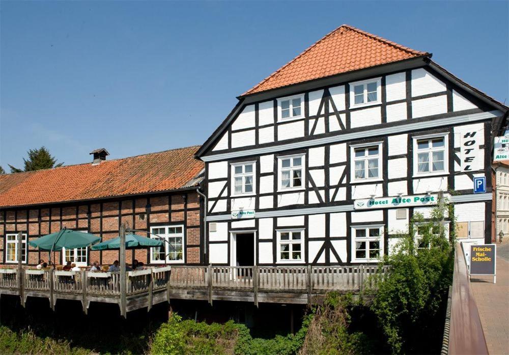 Hotel Alte Post Даненберг Екстериор снимка